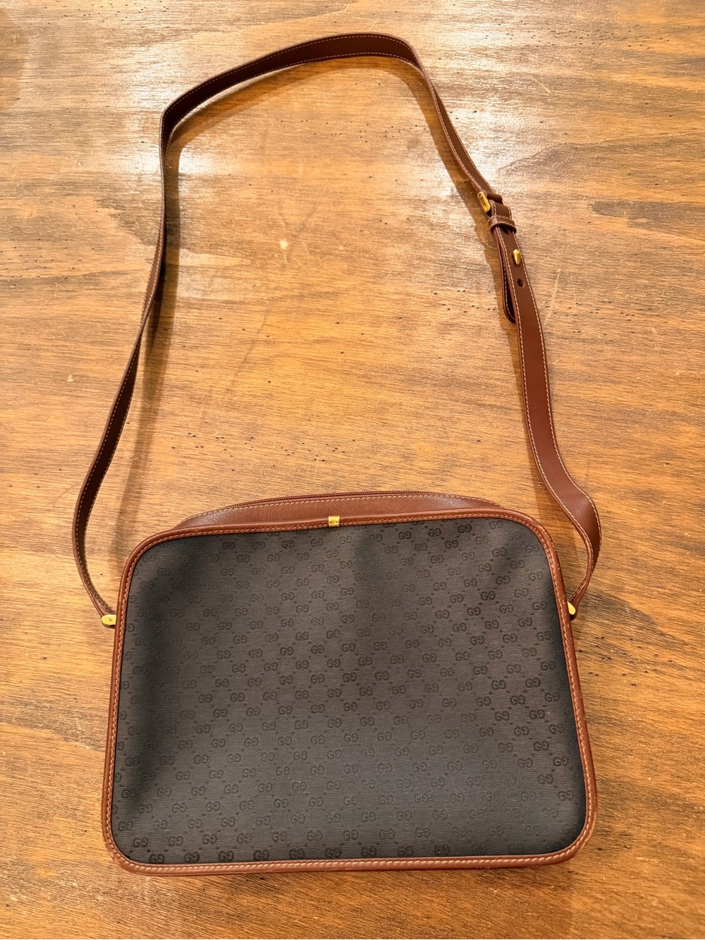 1980s Vintage Gucci Micro GG Black Brown Leather Camera Crossbody Gold
